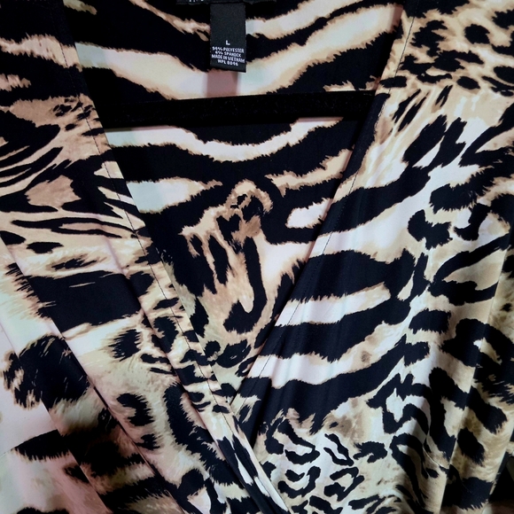 INC International Concepts Black and Cream Animal Print Dress Size Large - Picture 3 of 5